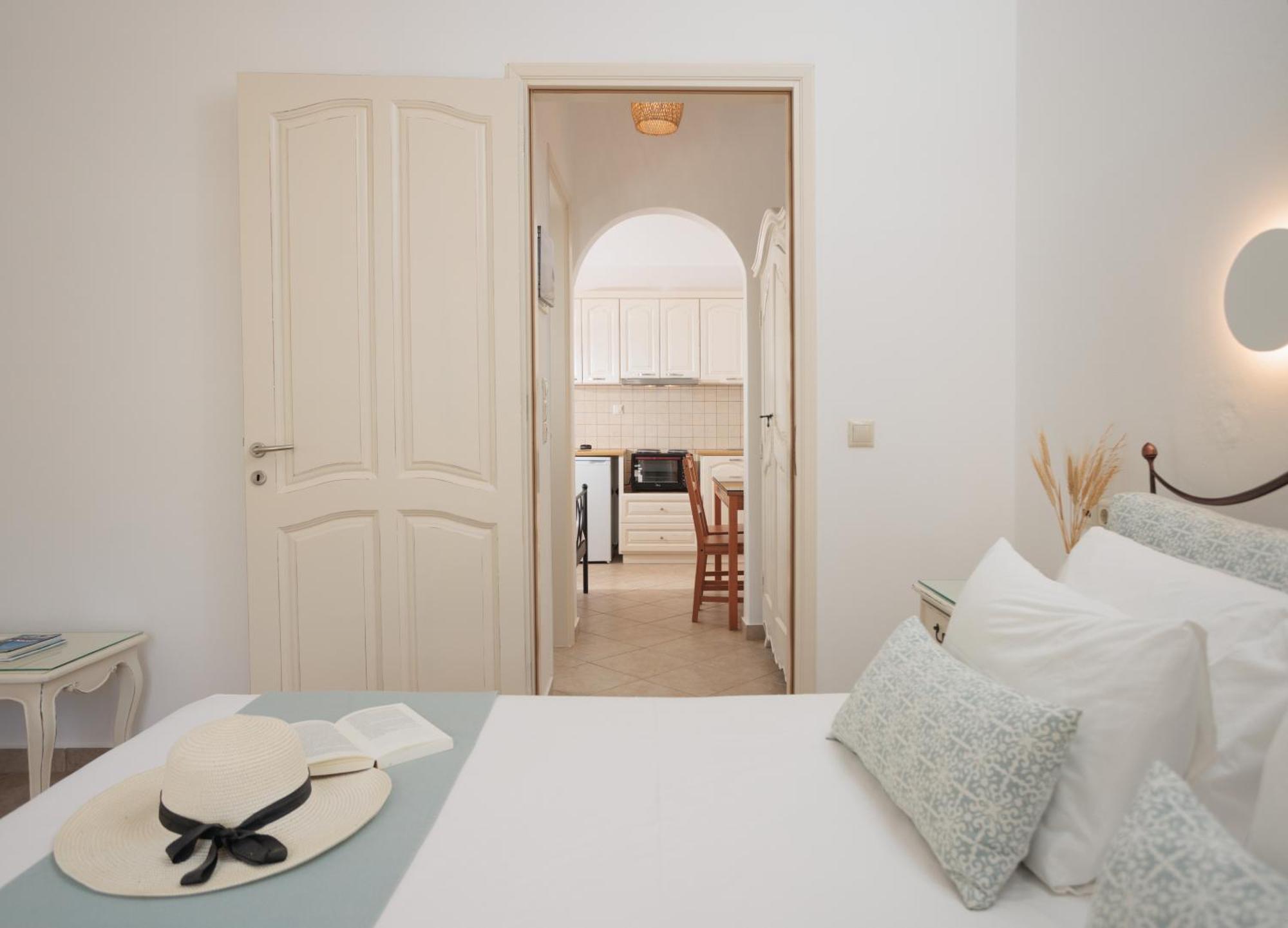 Maria'S Rooms & Studios Agia Anna  외부 사진