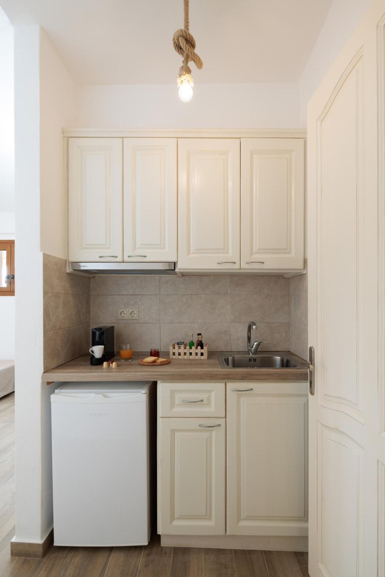 Maria'S Rooms & Studios Agia Anna  외부 사진